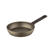 SERPENYŐ ASTON TAPADÁSMENTES 24CM